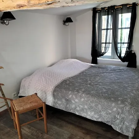 Le D'adélaïde Son Jacuzzi Privé * Andillac