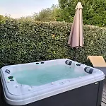 Le D'adelaide Son Jacuzzi Prive アパート