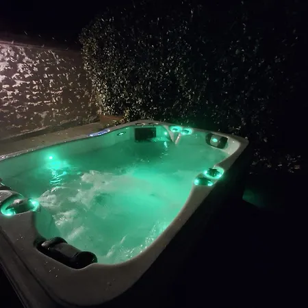 Le D'adelaide Son Jacuzzi Prive Lägenhet